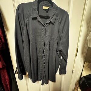 Universal Thread Navy Button-Down Shirt with Chest Pocket